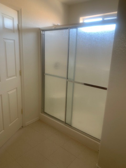 3424 Sunriver Road, Unit 1 Bullhead City, AZ 86429 - Photo 14 of 18 Master Bathroom
