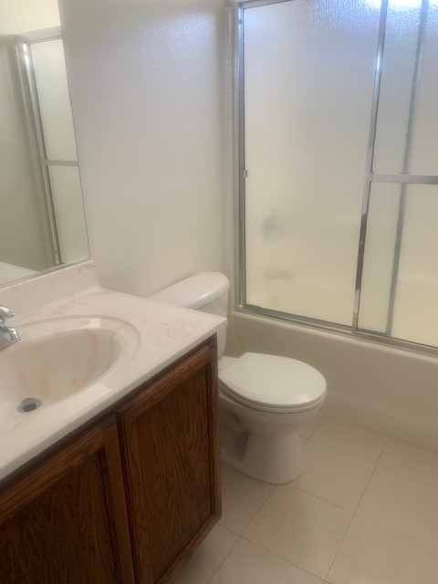 3424 Sunriver Road, Unit 1 Bullhead City, AZ 86429 - Photo 17 of 18 Bathroom