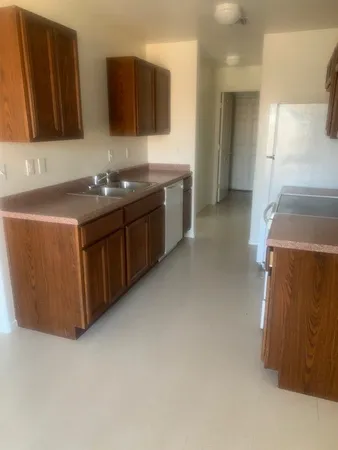$1,500 | 3424 Sunriver Road, Unit 1, Bullhead City, AZ 86429