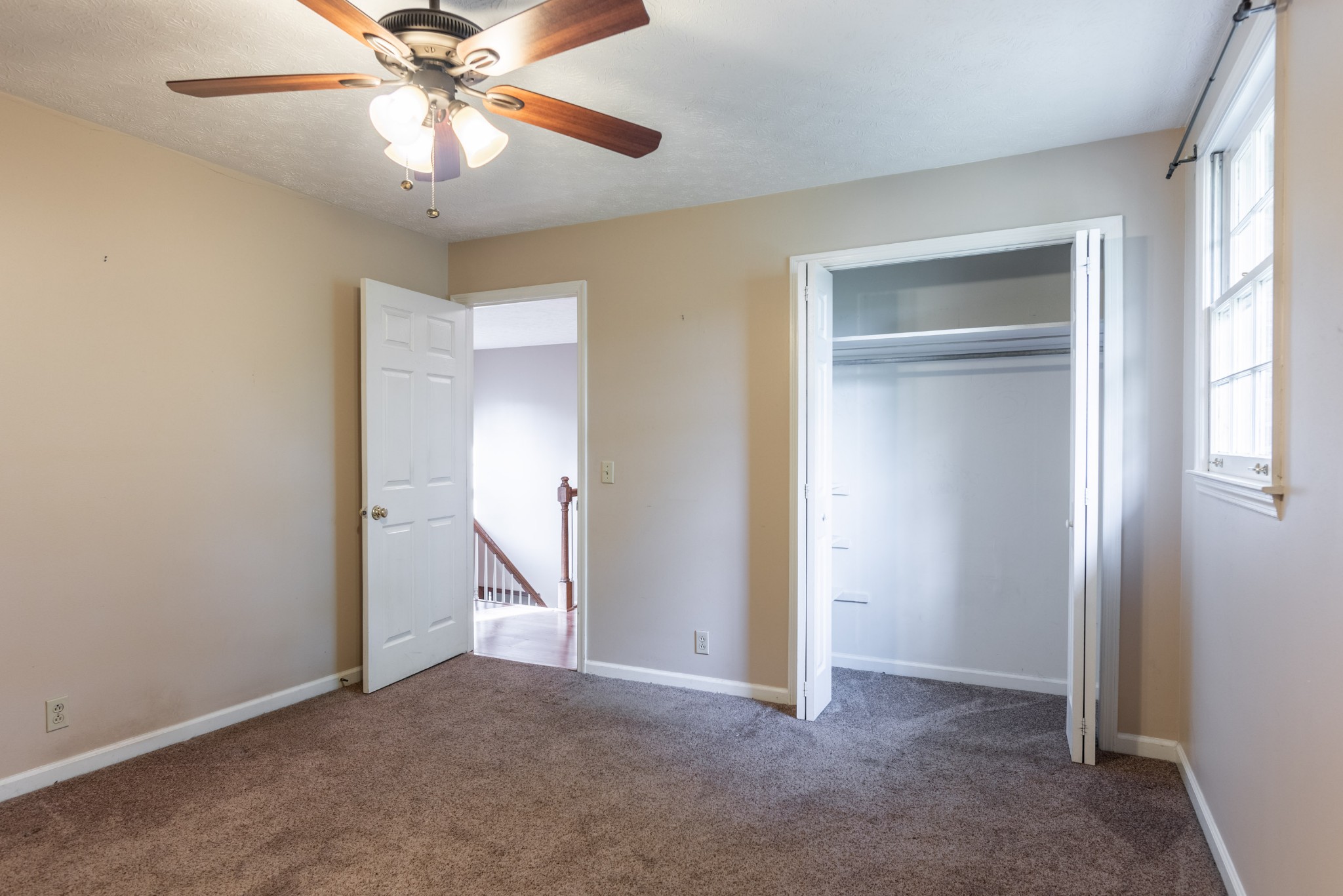 6948 Stone Creek Road Nashville, TN 37221 - Photo 27 of 37 a view of an empty room with a window