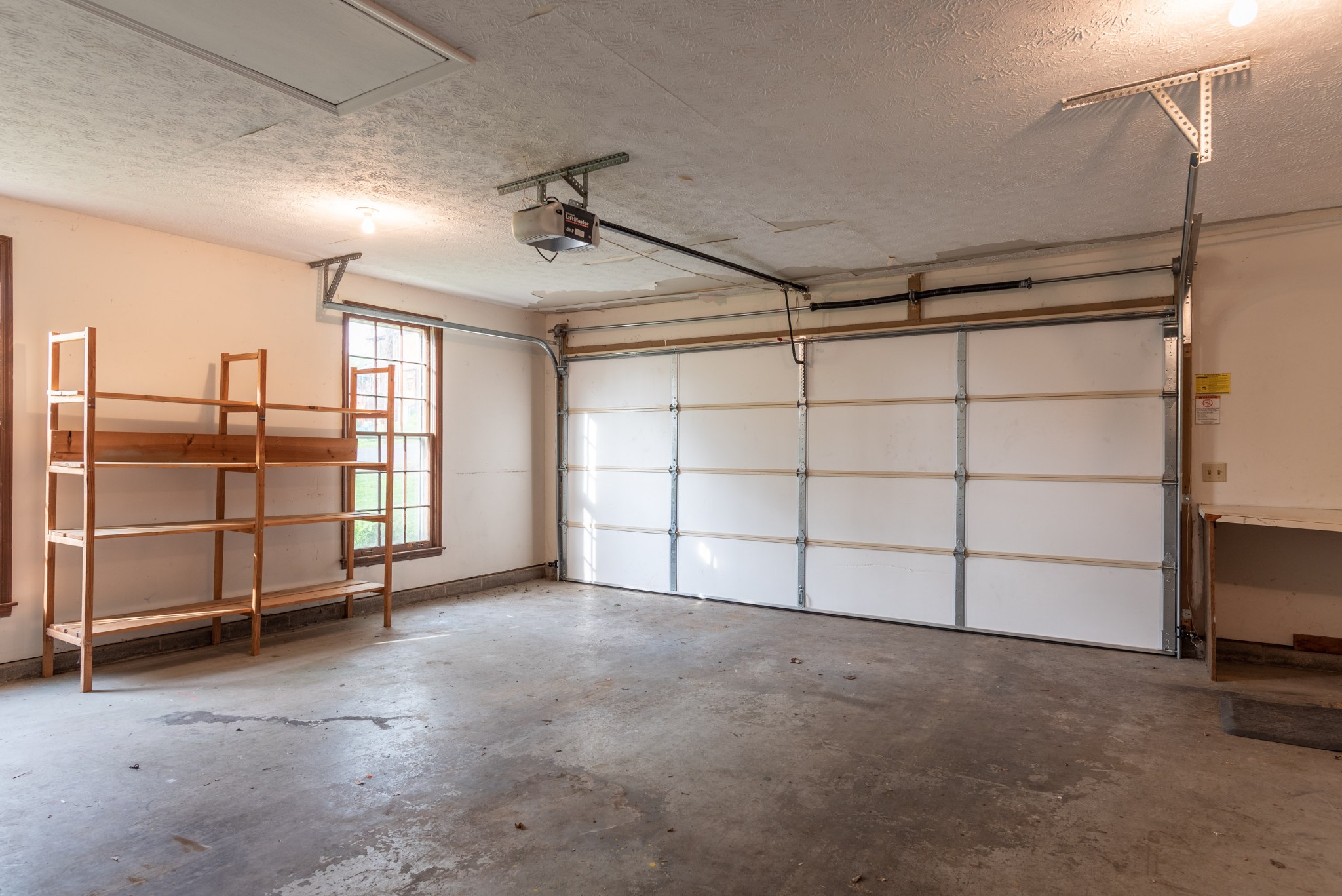 6948 Stone Creek Road Nashville, TN 37221 - Photo 34 of 37 a view of a garage