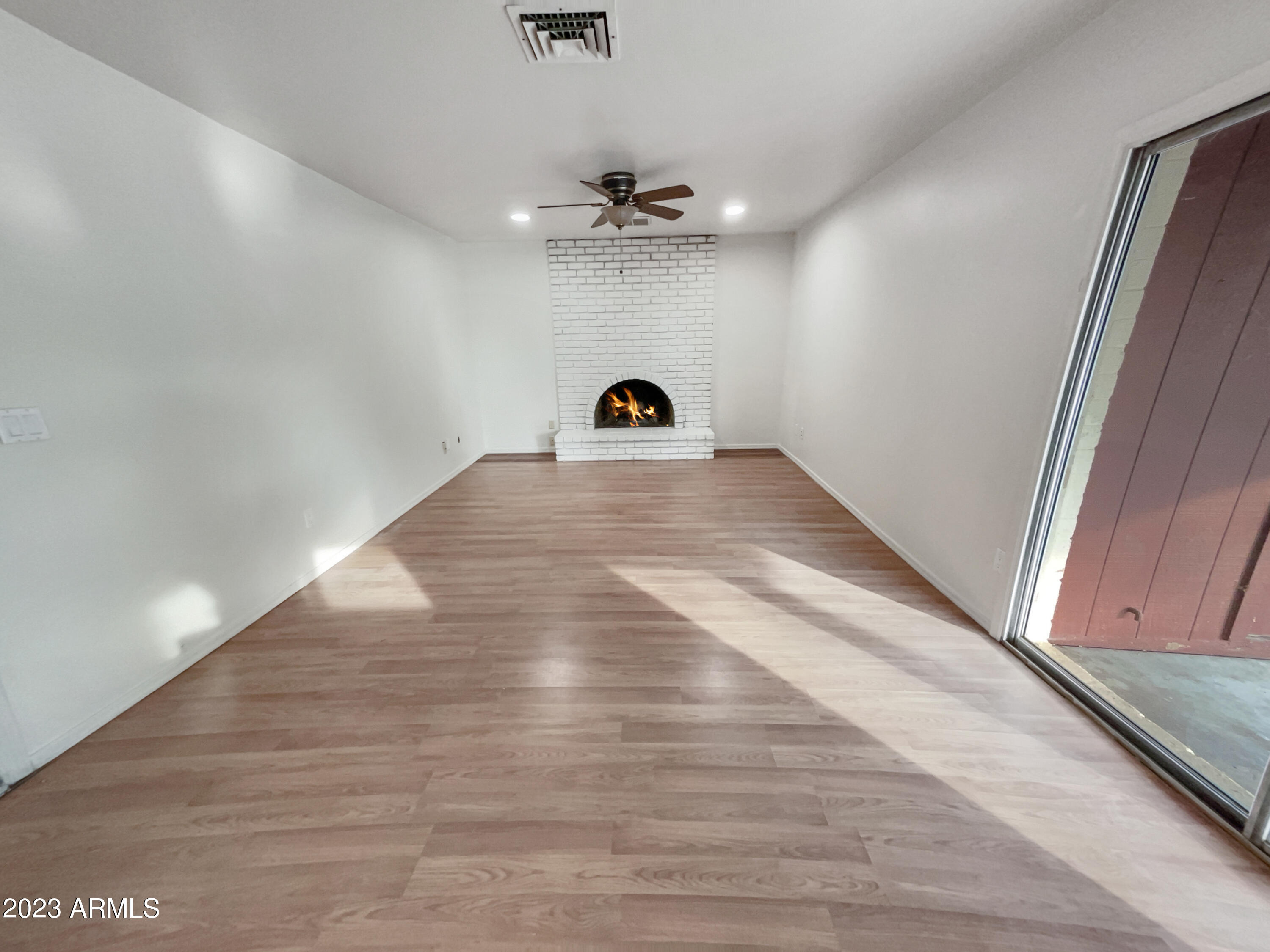 3921 West Altadena Avenue Phoenix, AZ 85029 - Photo 3 of 19 photo_08