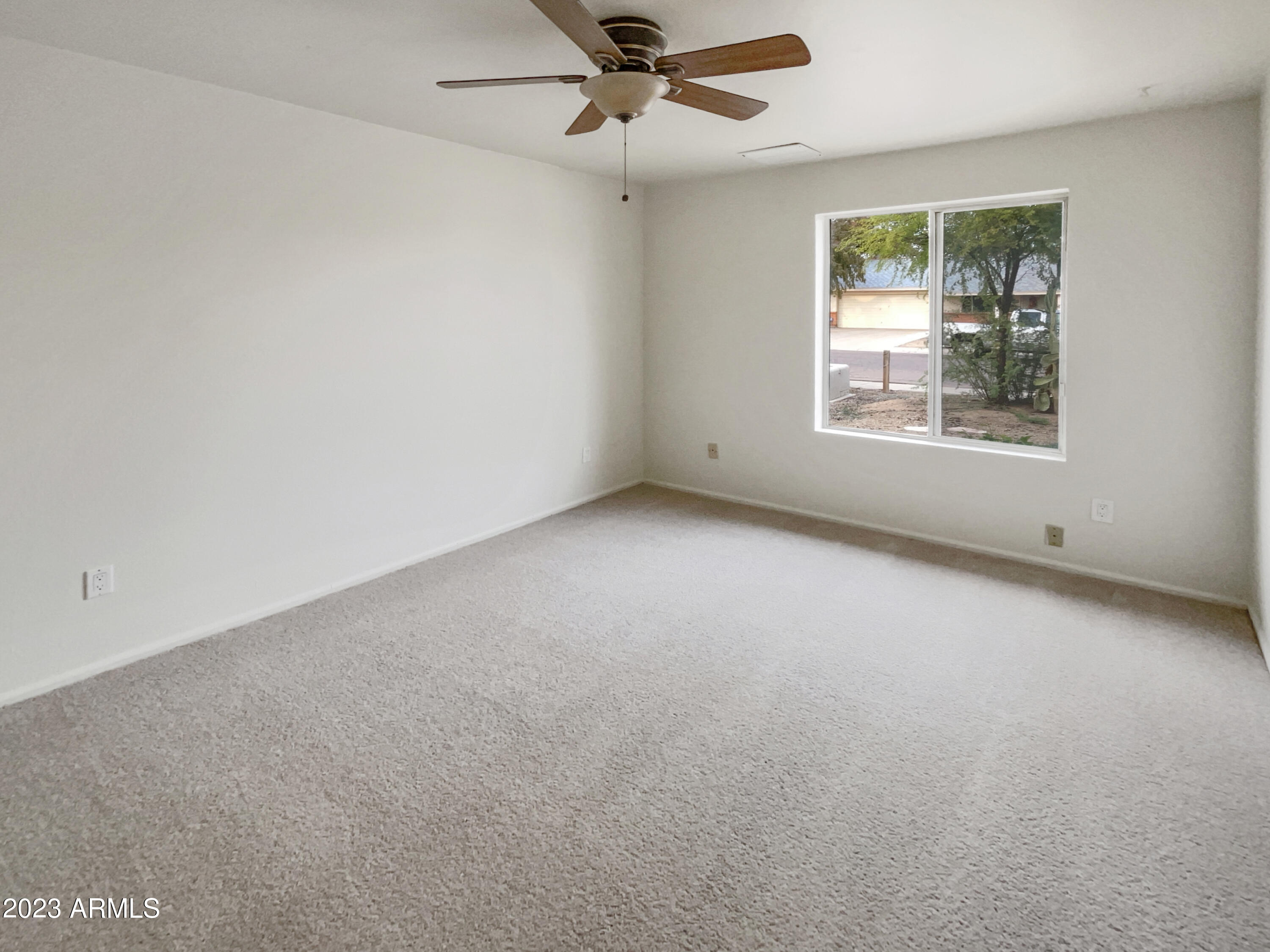 3921 West Altadena Avenue Phoenix, AZ 85029 - Photo 10 of 19 photo_11