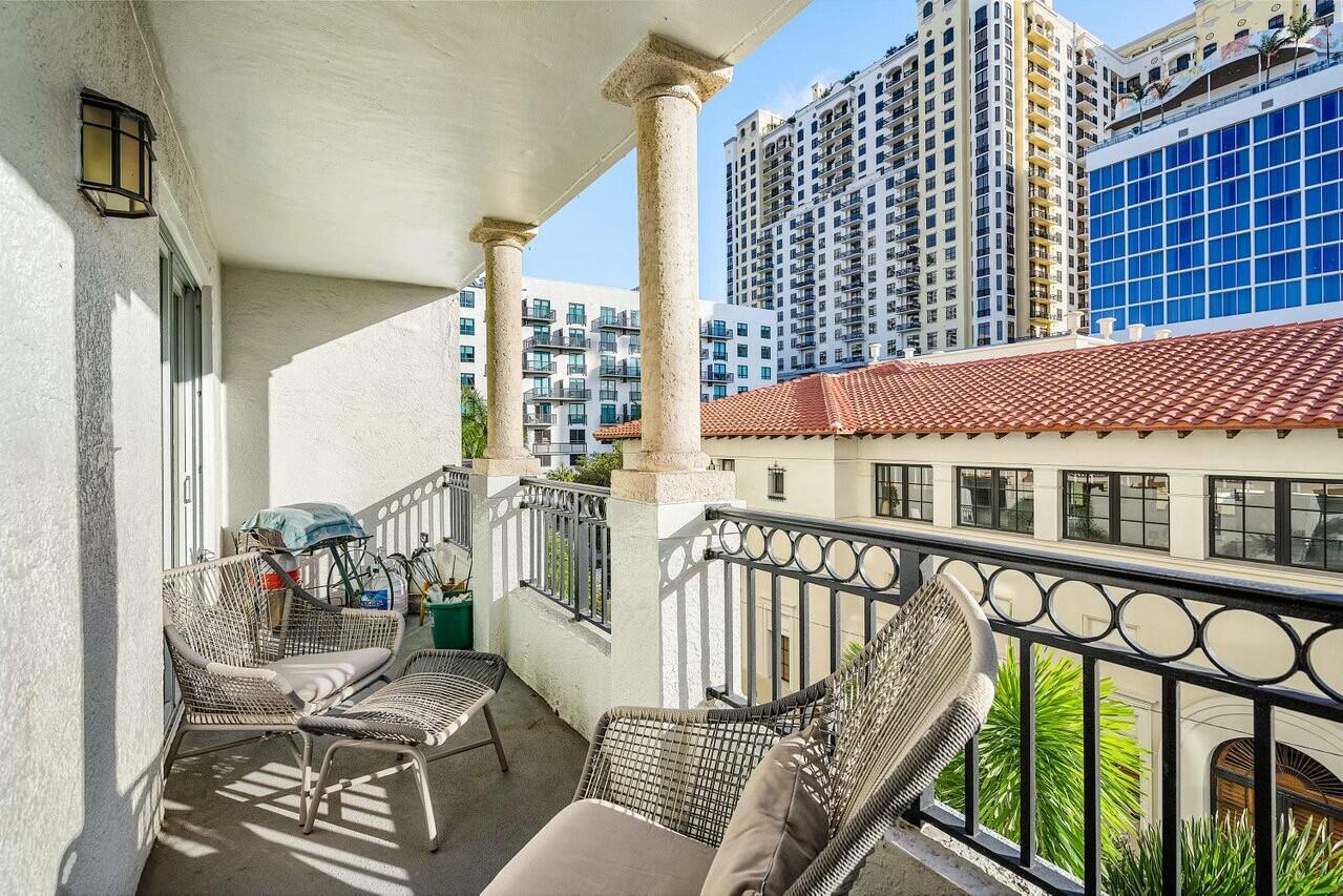 600 South Dixie Highway, Unit 331 West Palm Beach, FL 33401 - Photo 29 of 39 a view of balcony with furniture