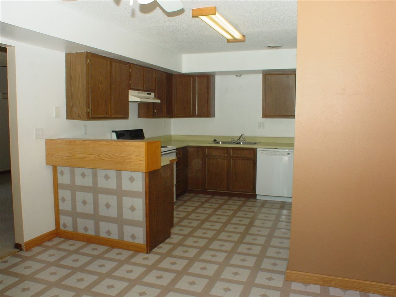 151 1/2 West 3rd Street Riverside, IA 52327 - Photo 8 of 22 Gallery Image 8