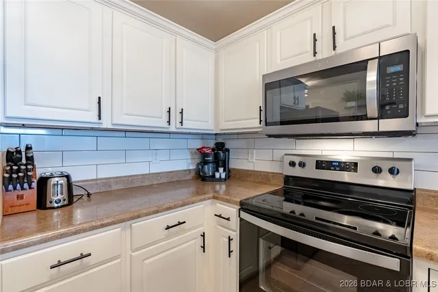 $389,000 | 305 Highland Shores Drive, Unit 3A, Lake Ozark, MO 65049