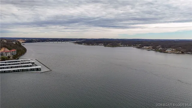 $389,000 | 305 Highland Shores Drive, Unit 3A, Lake Ozark, MO 65049