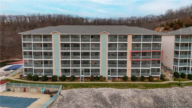 $389,000 | 305 Highland Shores Drive, Unit 3A, Lake Ozark, MO 65049