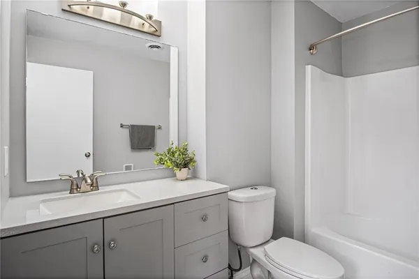 $349,000 | 113 West 5th Street, Unit 206, Kansas City, MO 64105