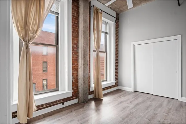 $349,000 | 113 West 5th Street, Unit 206, Kansas City, MO 64105