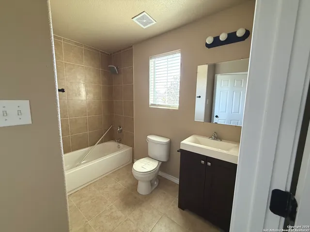 $1,350 | 16832 Showdown Path, Unit 1, Selma, TX 78154