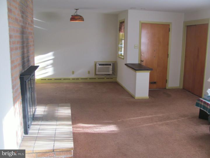 243 Mull Avenue Sinking Spring, PA 19608 - Photo 4 of 12 Living Room