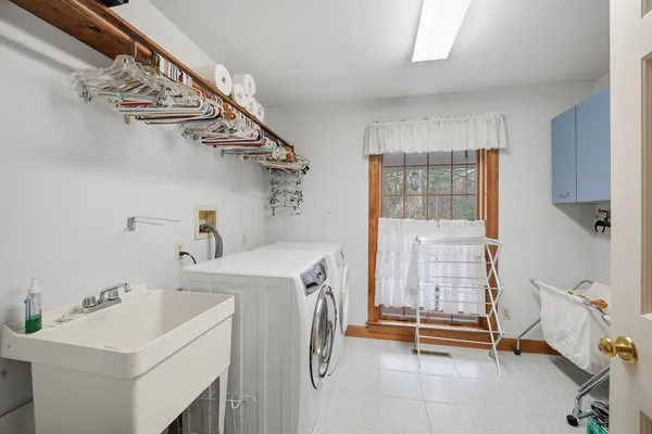$725,000 | 41 Ashton Lane, South Hadley, MA 01075