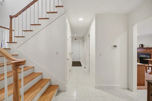 $725,000 | 41 Ashton Lane, South Hadley, MA 01075