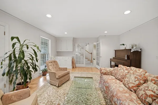 $725,000 | 41 Ashton Lane, South Hadley, MA 01075
