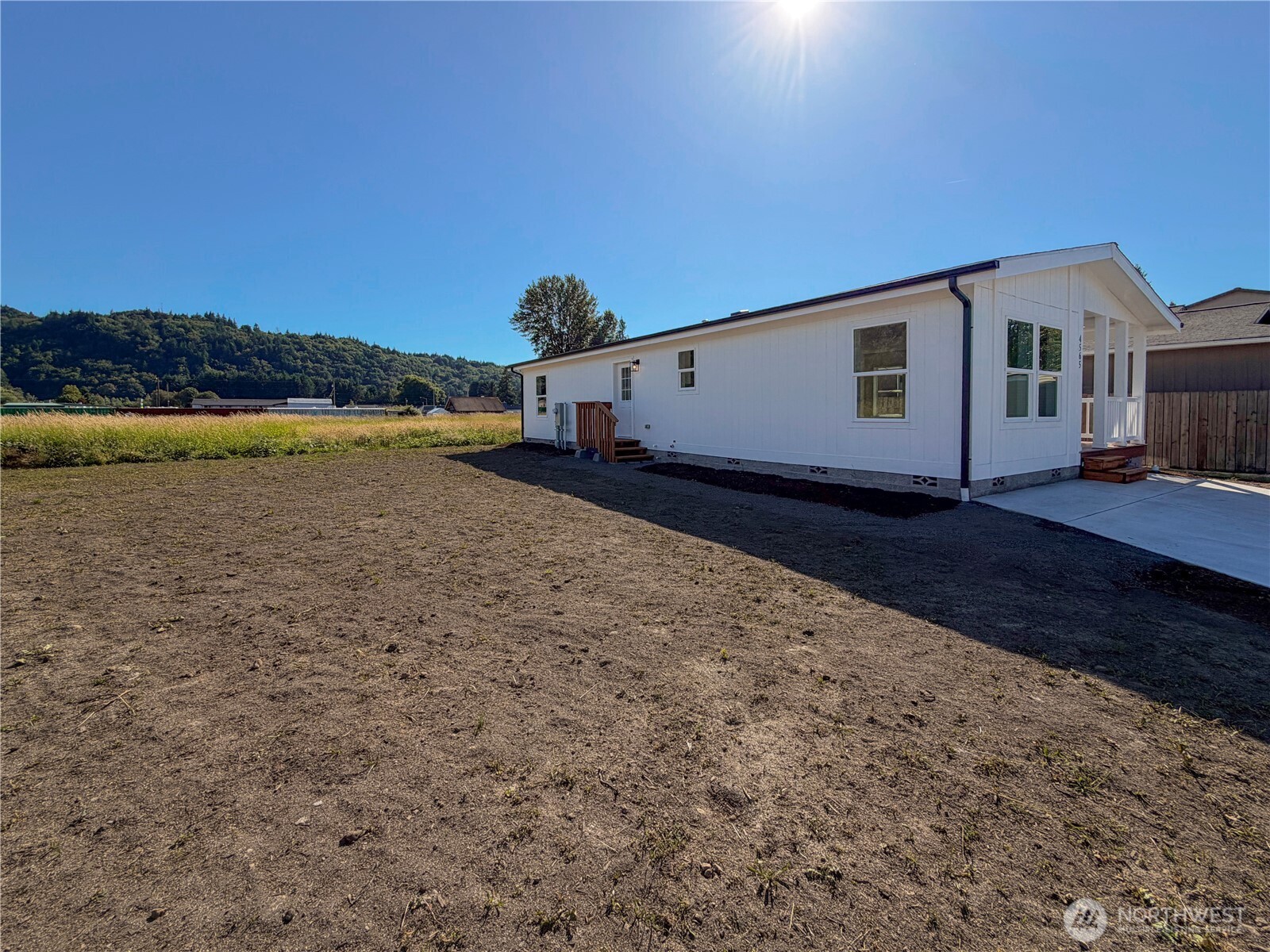 4565 Windemere Street Longview, WA 98632 - Photo 2 of 14