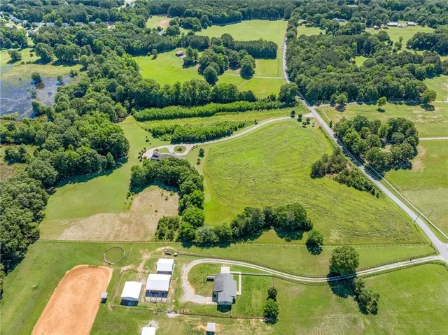 $1,050,000 | 226 Euharlee 5 Forks Road, Kingston, GA 30145