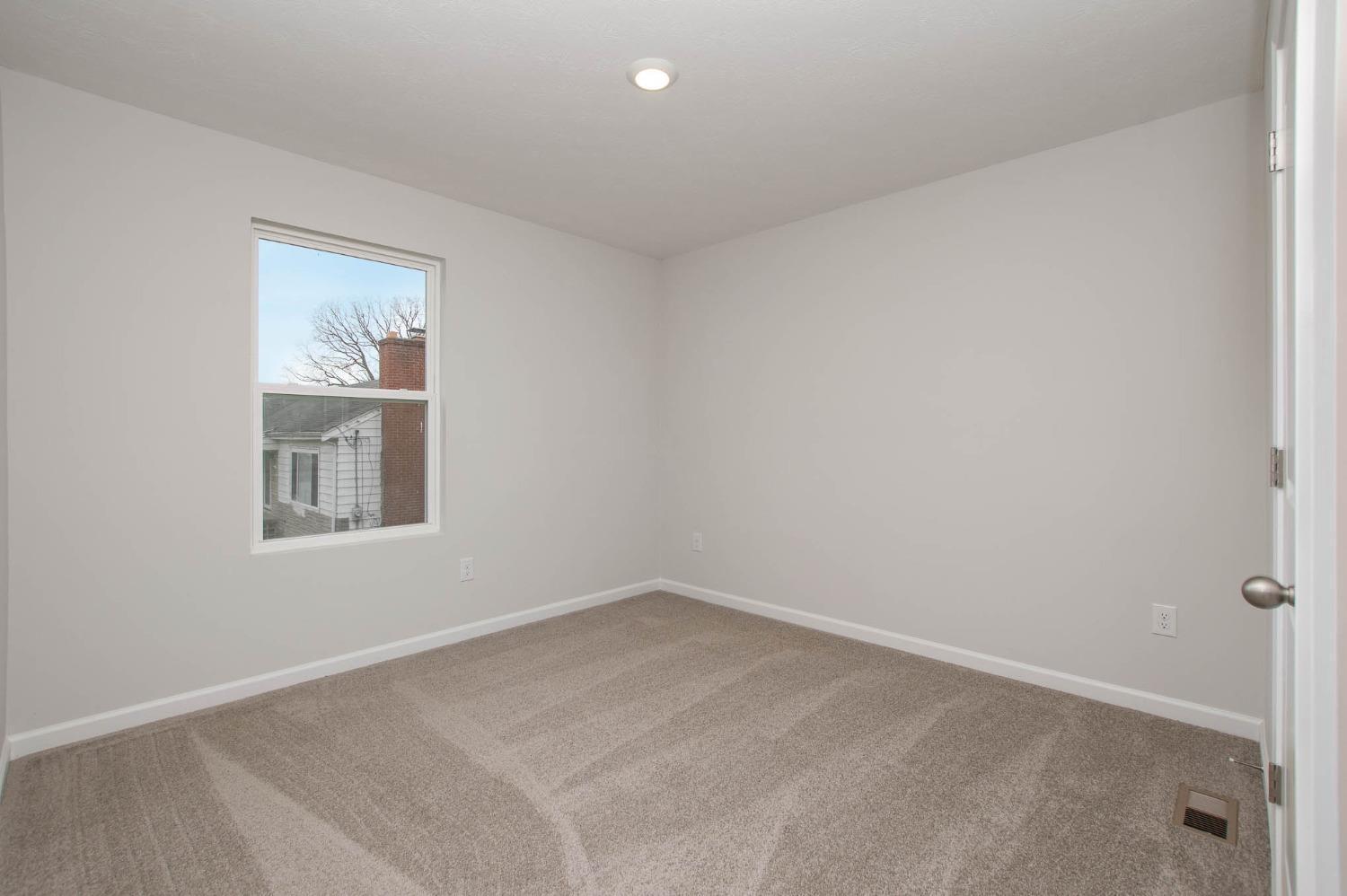 2477 Banning Road Cincinnati, OH 45239 - Photo 11 of 19 Gallery Image 11