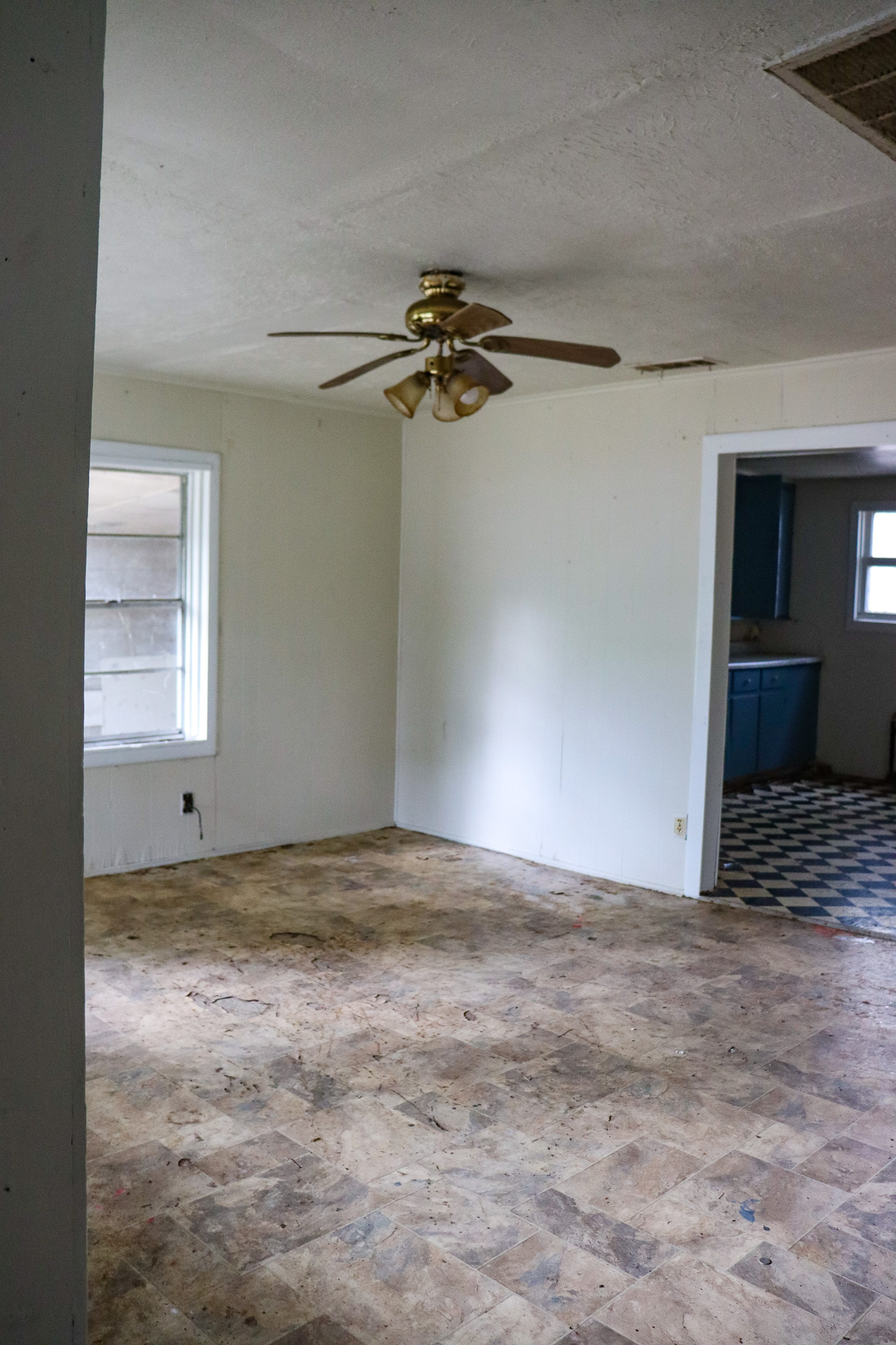 803 3rd Street Lockhart, TX 78644 - Photo 6 of 15 a view of an empty room with a window