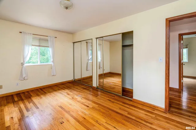 $190,000 | 1301 West Court Street, Carbondale, IL 62901