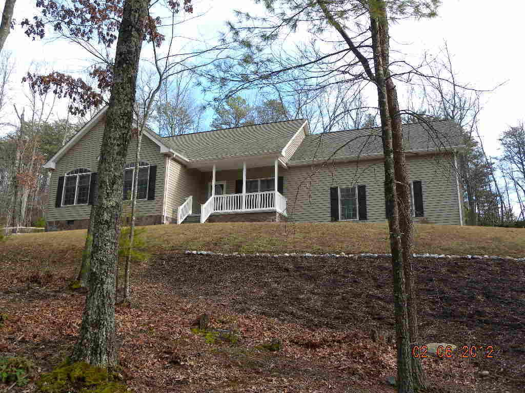 2095 Timberview Road Roanoke, VA 24019 - Photo 1 of 8 Front of Home