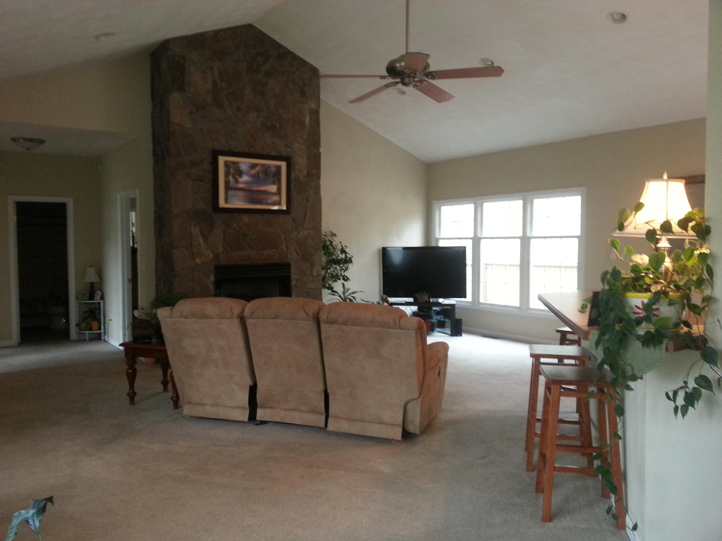 2095 Timberview Road Roanoke, VA 24019 - Photo 5 of 8 Great Room