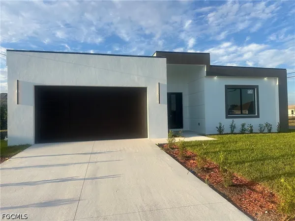 $2,300 | 2801 Southwest Embers Terrace, Cape Coral, FL 33991