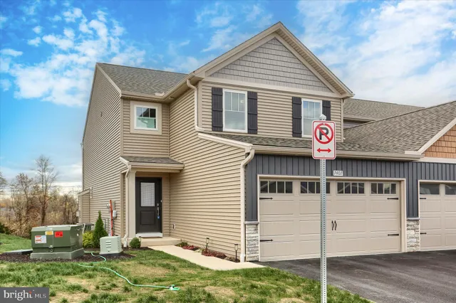 $419,900 | 7407 Red Oak Court, Harrisburg, PA 17112