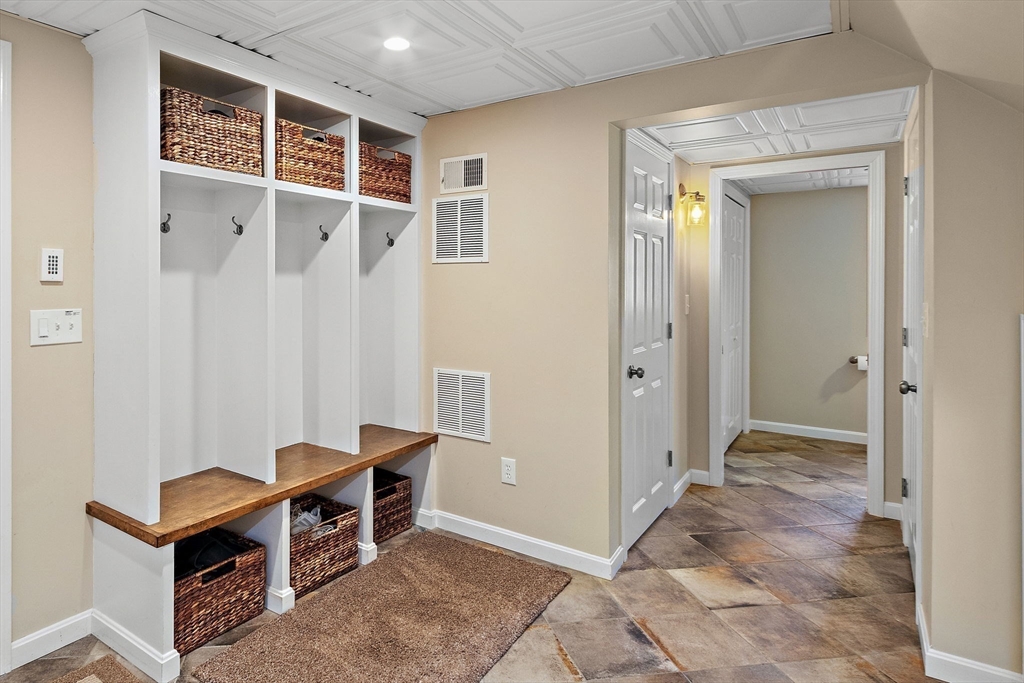 69 Jefferson Road Franklin, MA 02038 - Photo 25 of 34