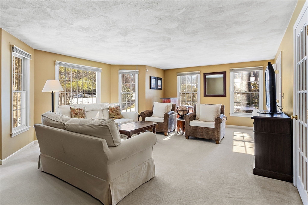 69 Jefferson Road Franklin, MA 02038 - Photo 10 of 34