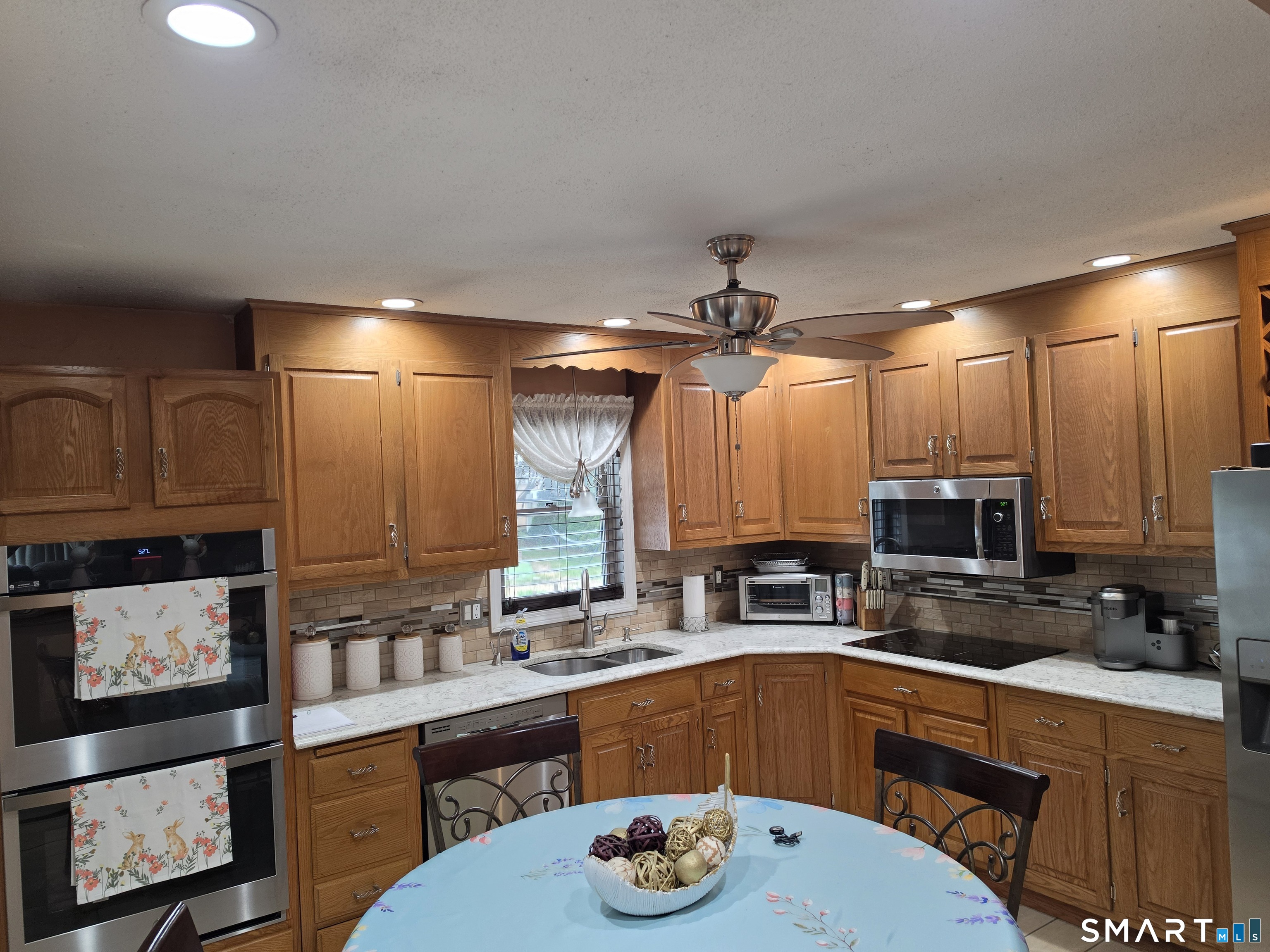 420 Maple Hill Road Naugatuck, CT 06770 - Photo 4 of 20