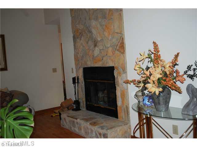 4921 Golden Acres Road Oak Ridge, NC 27310 - Photo 4 of 14 Living Room.