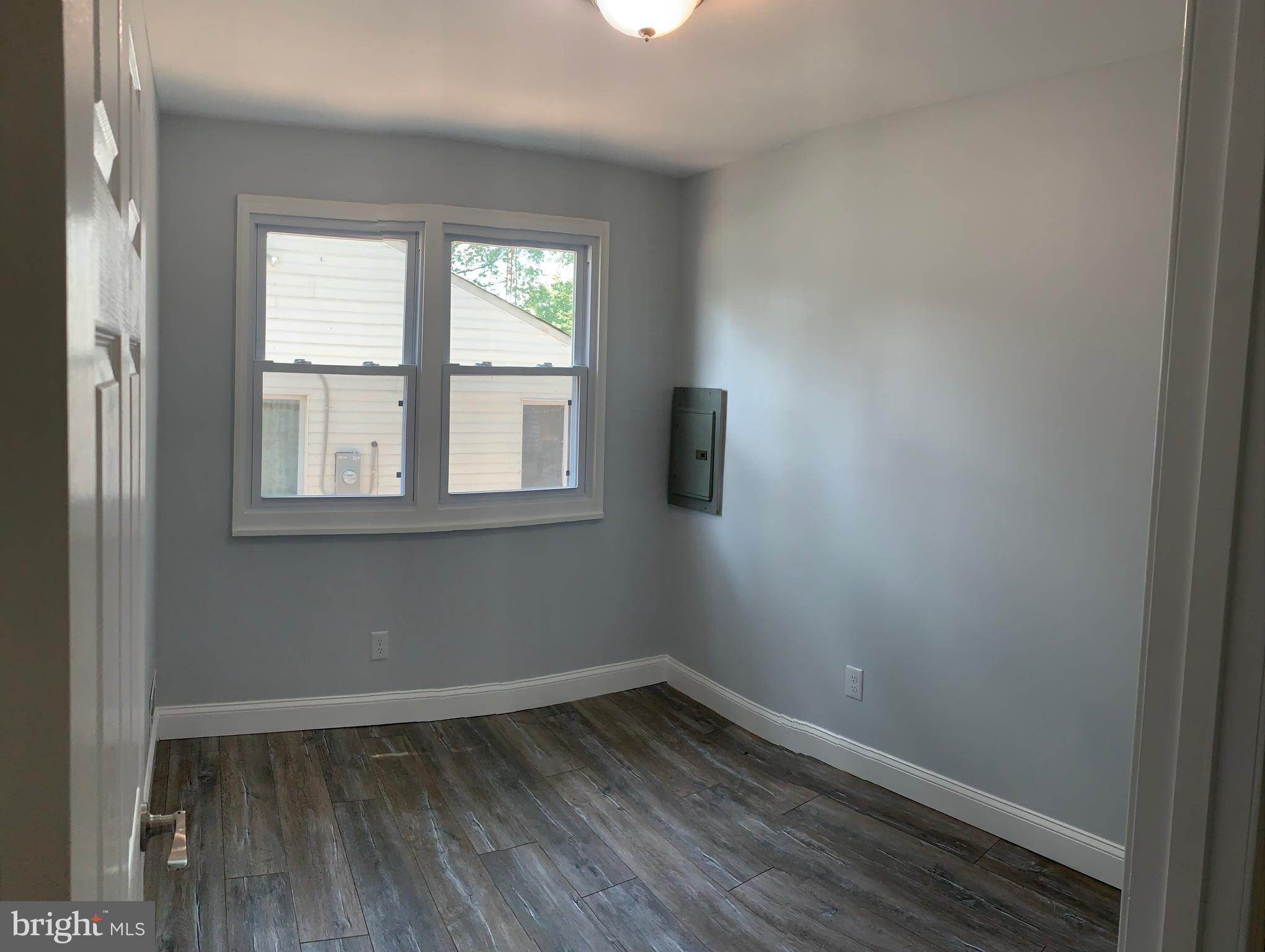 7626 Oxman Road Landover, MD 20785 - Photo 21 of 35 3rd Bedroom view 1