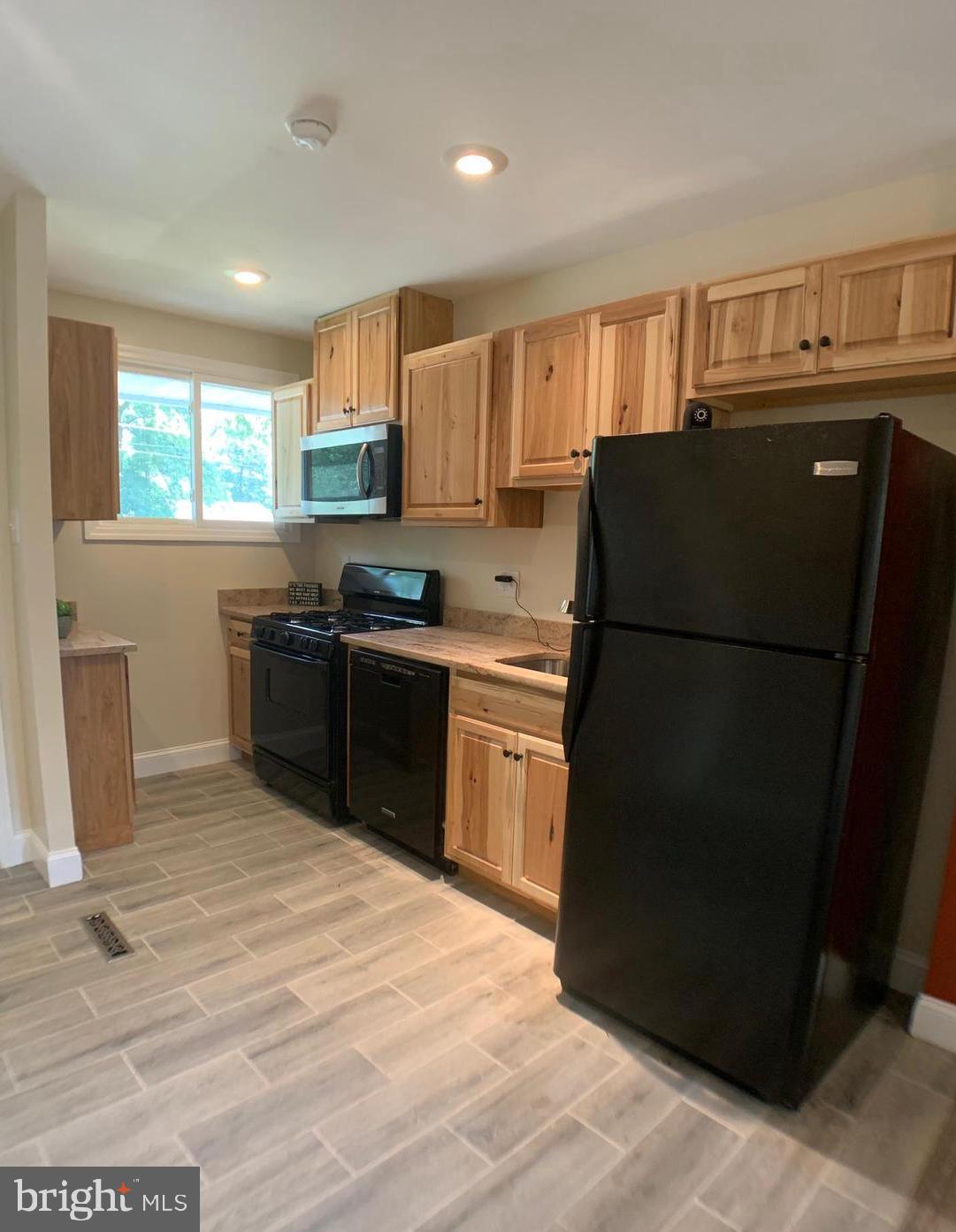 7626 Oxman Road Landover, MD 20785 - Photo 8 of 35 Kitchen view 3