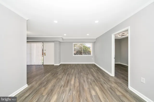 $234,900 | 3754 Bel Pre Road, Unit 37541, Silver Spring, MD 20906