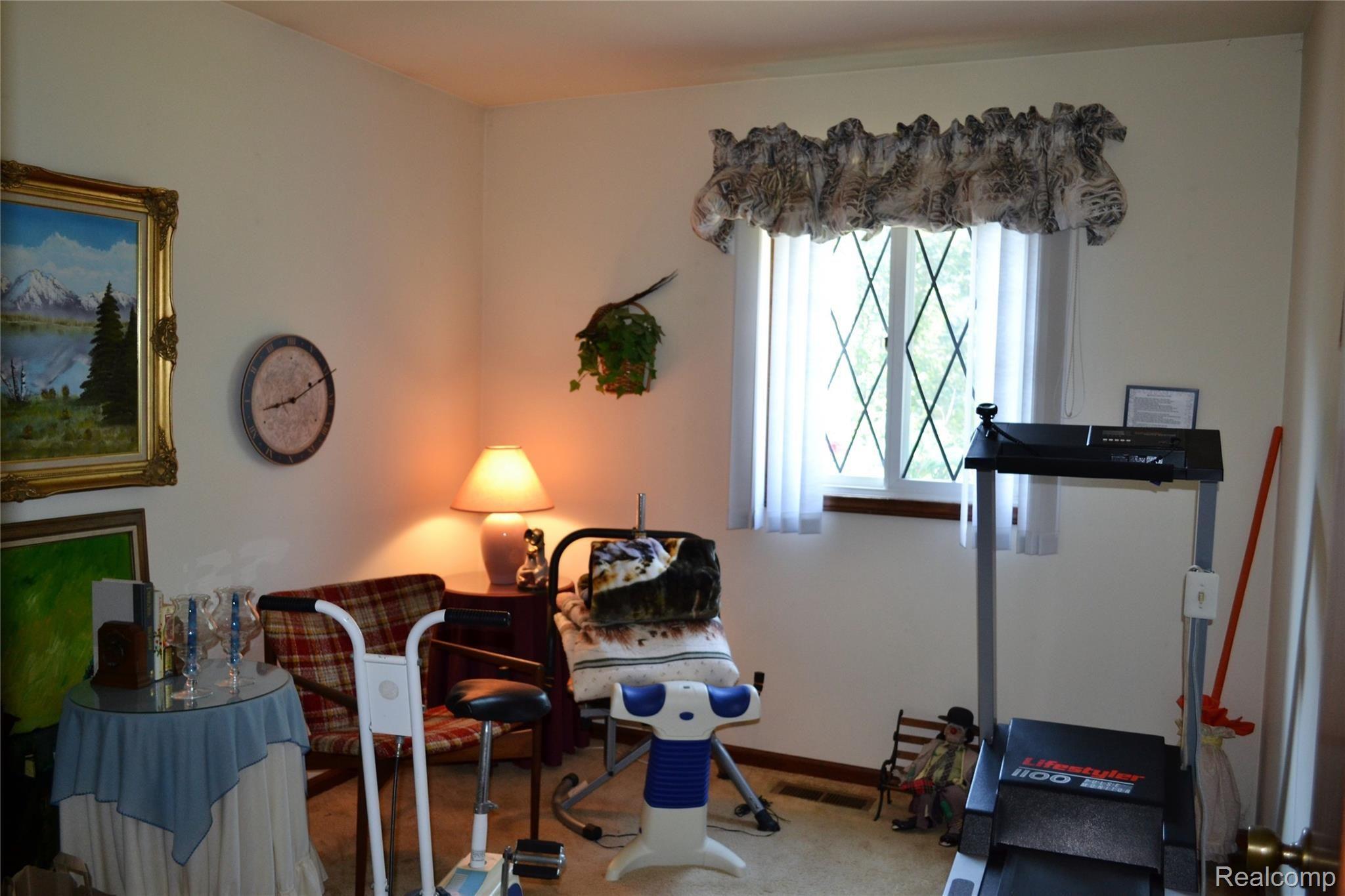 10901 Culver Road Brighton, MI 48114 - Photo 21 of 57 DSC_0376.JPG