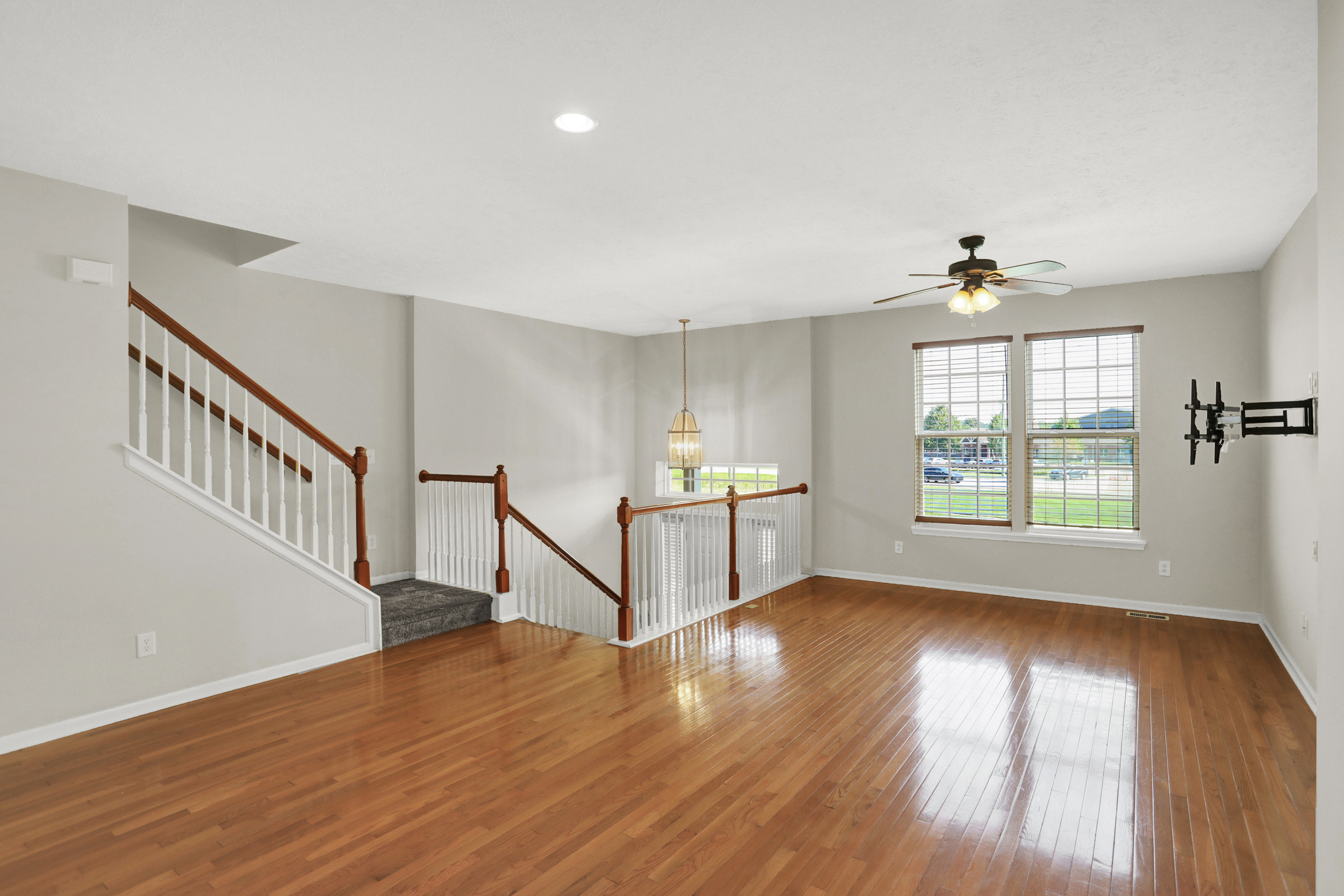 8357 Codesa Way Indianapolis, IN 46278 - Photo 5 of 45