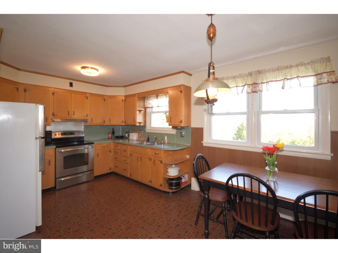655 Mock Road Pottstown, PA 19464 - Photo 6 of 25 Gallery Image 6