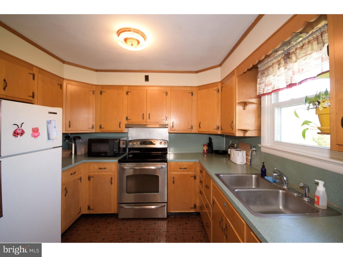 655 Mock Road Pottstown, PA 19464 - Photo 8 of 25 Gallery Image 8