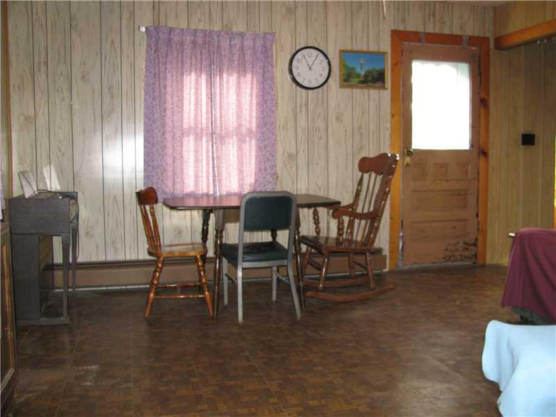 72 Hughey Road Greenville, PA 16125 - Photo 17 of 23 Living Room.