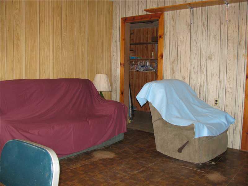 72 Hughey Road Greenville, PA 16125 - Photo 18 of 23 Living Room.