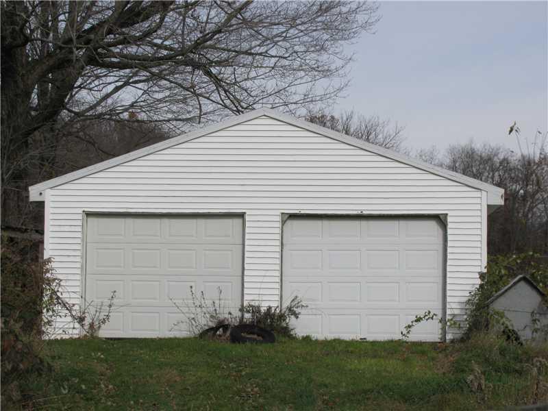 72 Hughey Road Greenville, PA 16125 - Photo 3 of 23 Parking Lot/Garage.