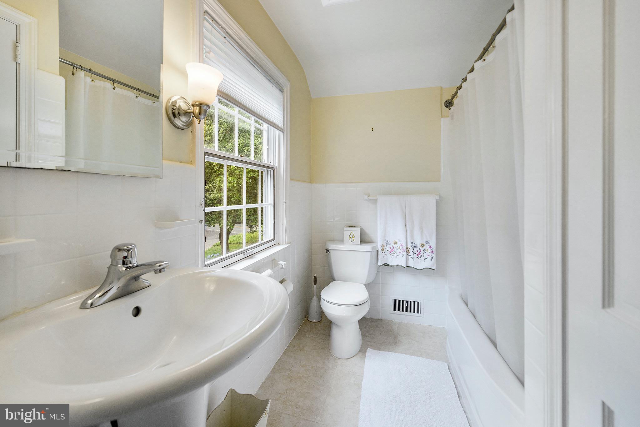 310 Beatty Road Media, PA 19063 - Photo 17 of 44
