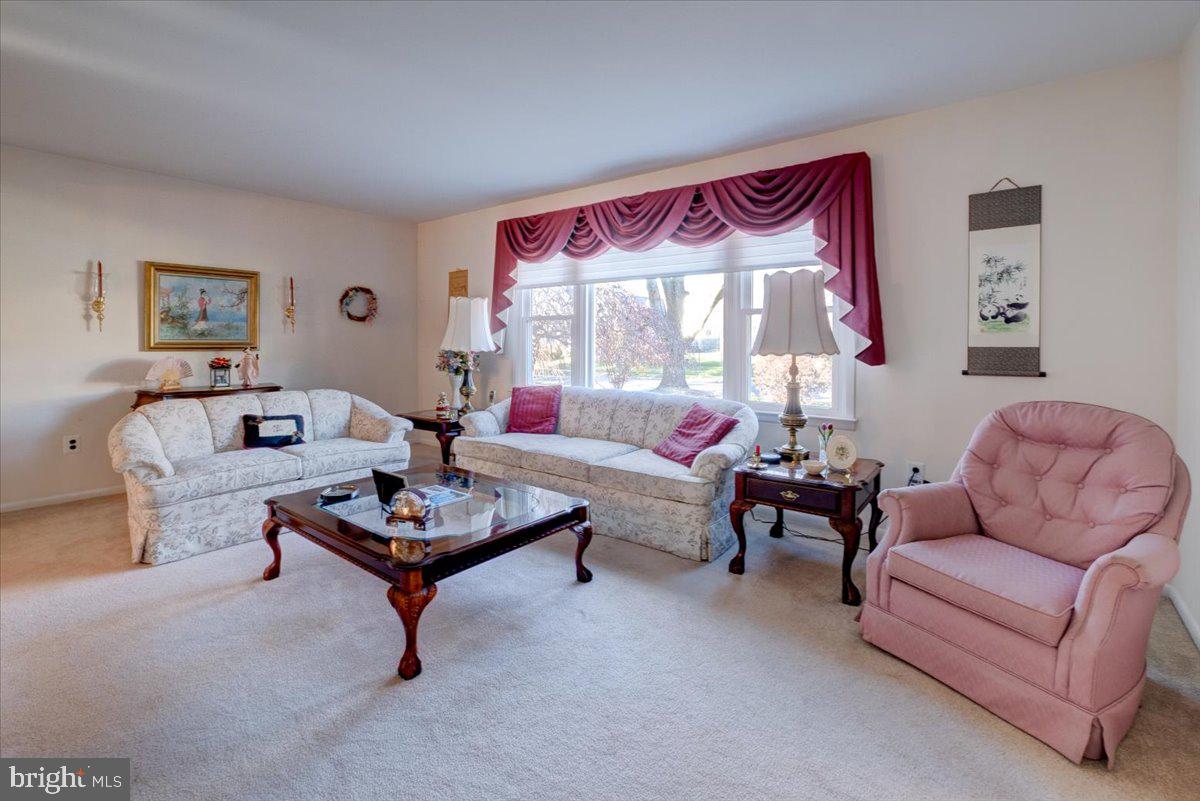 107 Spring Road Cherry Hill, NJ 08003 - Photo 5 of 42 Gallery Image 5