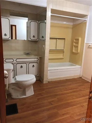 $185,000 | 708 Bear Street, Unit 10, Syracuse, NY 13208