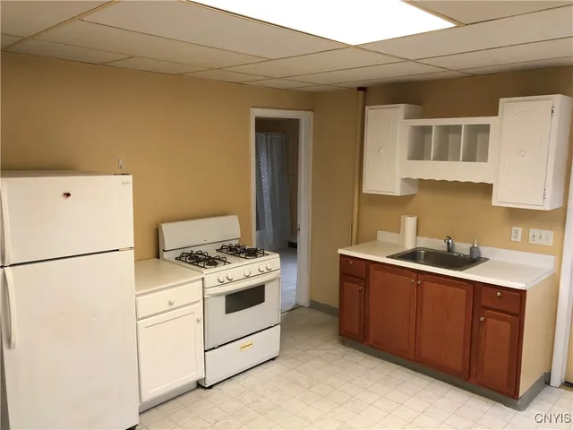 $185,000 | 708 Bear Street, Unit 10, Syracuse, NY 13208