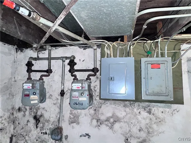 $185,000 | 708 Bear Street, Unit 10, Syracuse, NY 13208