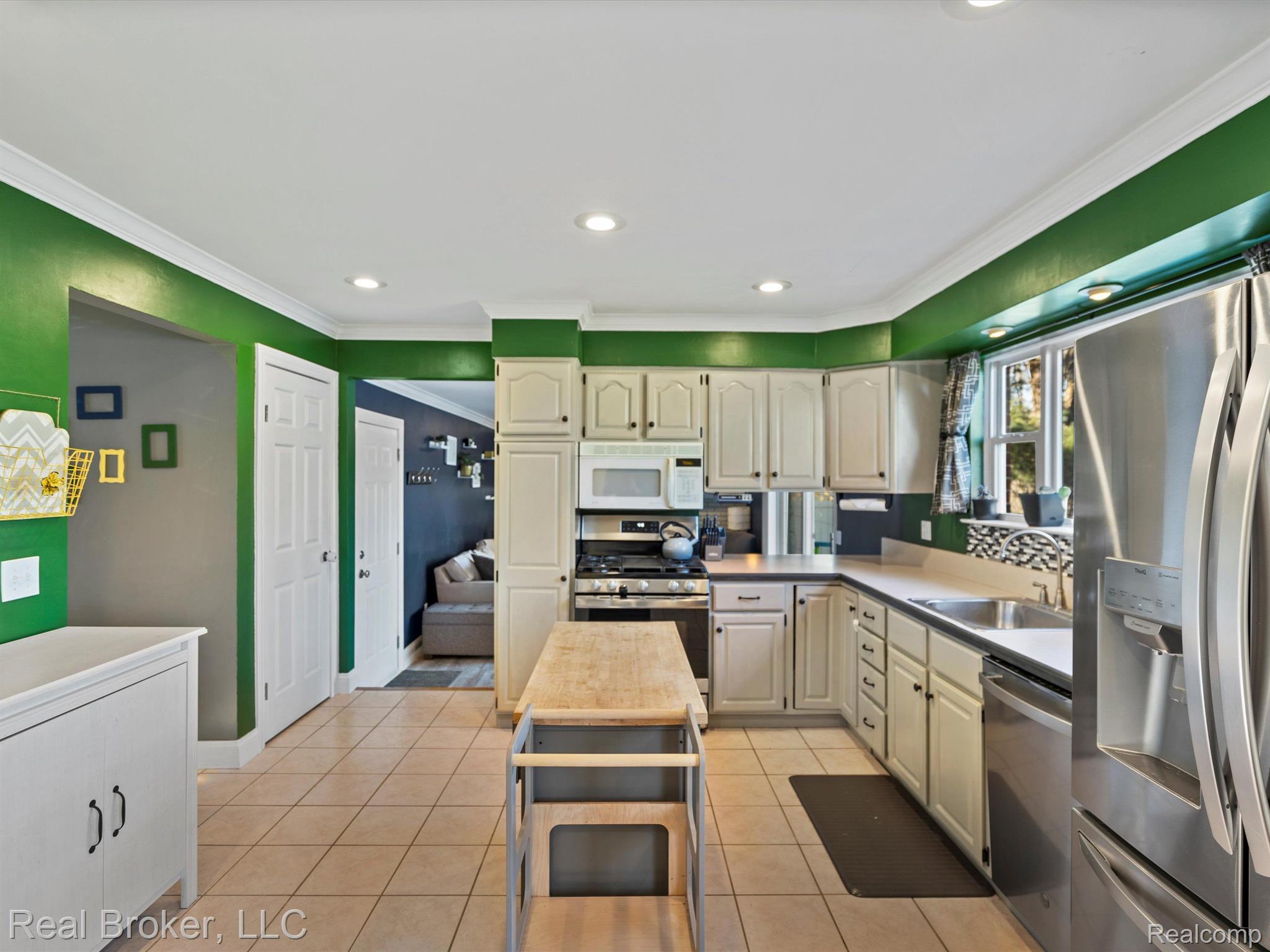 5306 Pheasant Run Road Clarkston, MI 48346 - Photo 9 of 25 Gallery Image 9