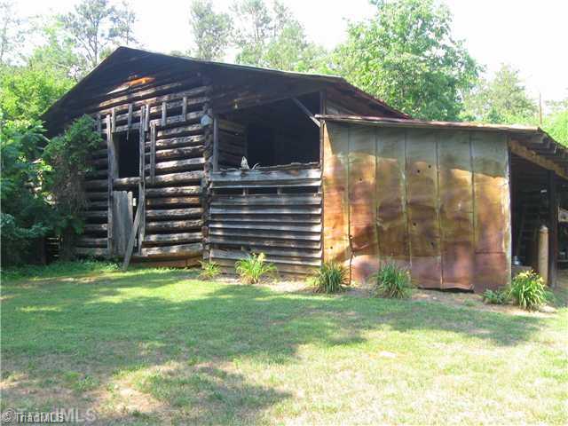1683 Watts Road Walnut Cove, NC 27052 - Photo 7 of 16 Stable/Barn.