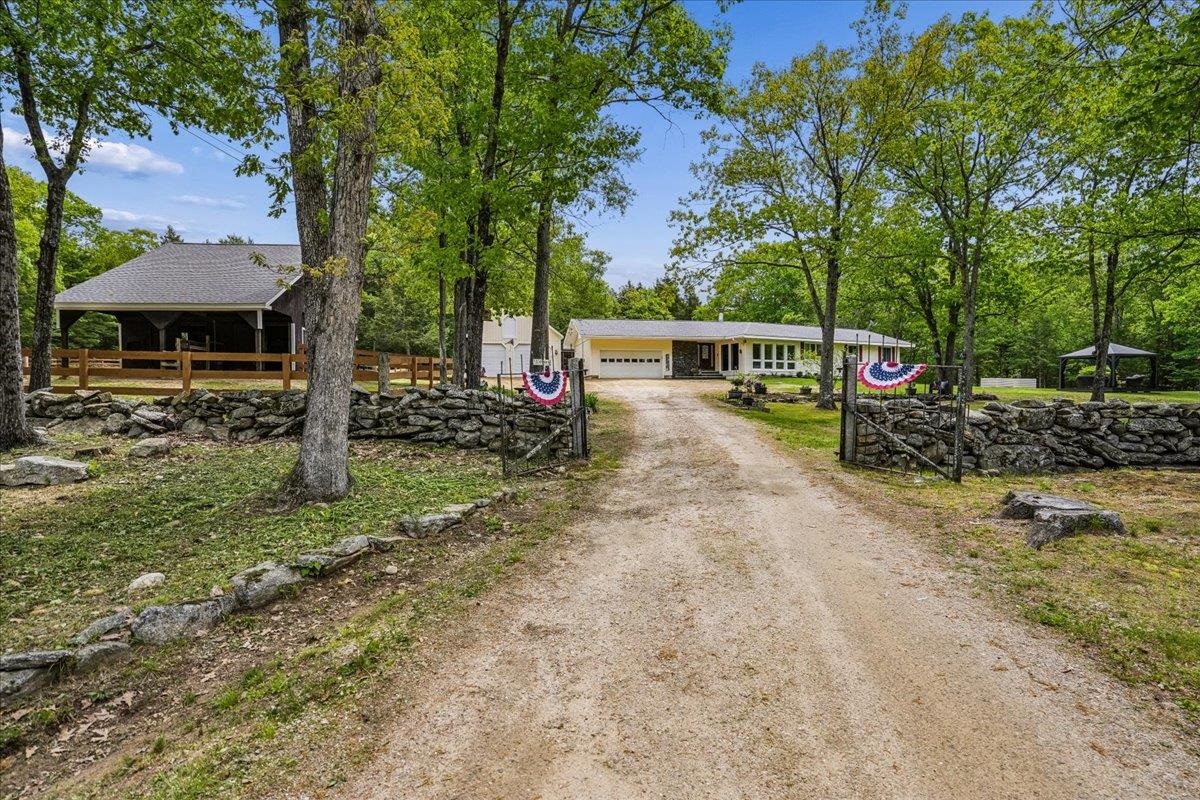15 Tandy Road Deerfield, NH 03037 - Photo 2 of 55